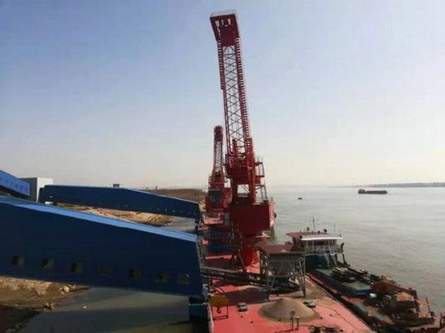 湖北一永久性砂石集并中心建成，總投資約2.5億元，年設(shè)計(jì)吞吐量360萬(wàn)噸